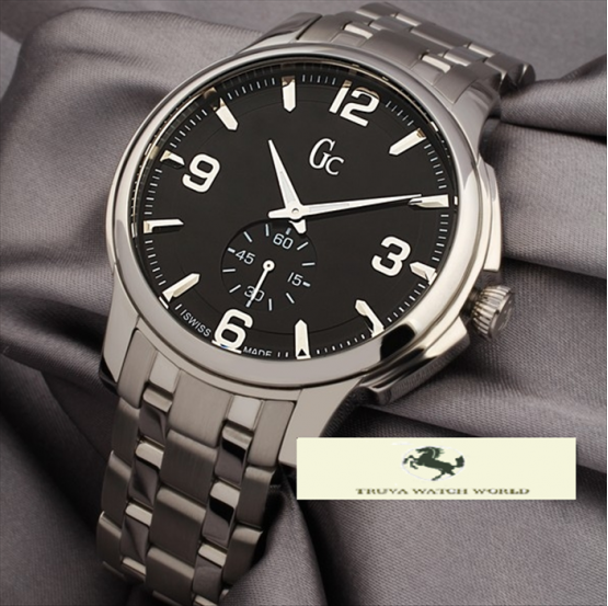 HK1176 GUESS COLLECTİON KLASİK SİYAH KADRAN METAL KORDON